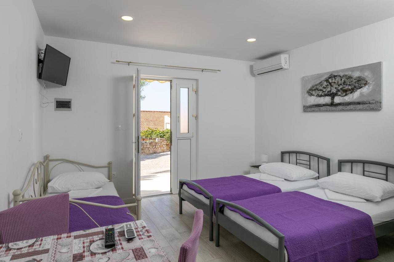 Apartments Karol & Mara Млини Екстериор снимка
