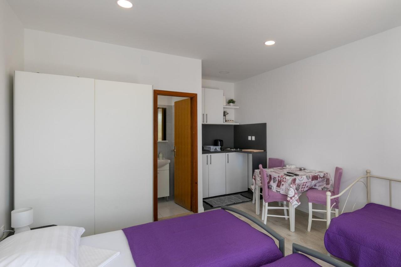 Apartments Karol & Mara Млини Екстериор снимка